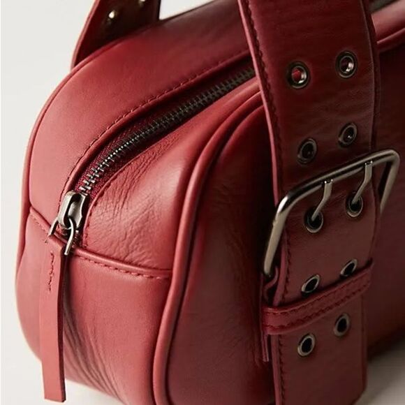 NWT Free People Say Yes Leather Bag in Oxblood - Picture 5 of 7